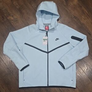 Nike Men's Light Blue Hooded Performance Jacket